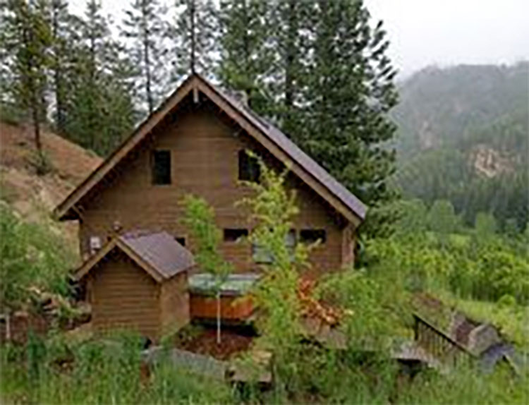 The Cabin at Eagle Creek