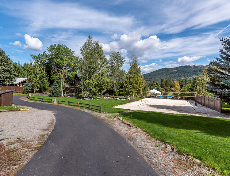 The Chalet at Icicle Creek
